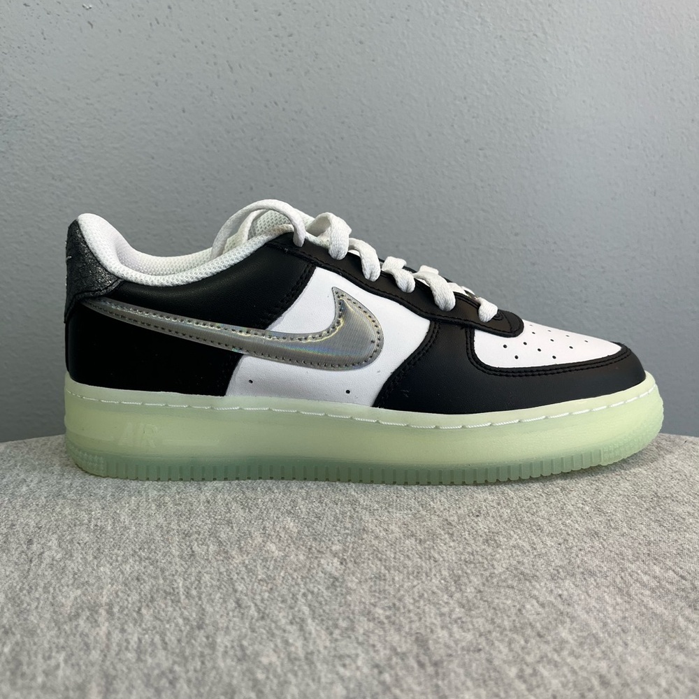 Nike Boys Air Force 1 LV8 (GS) Year Of The Dragon Size 5.5/Women 7 FZ5529-103​